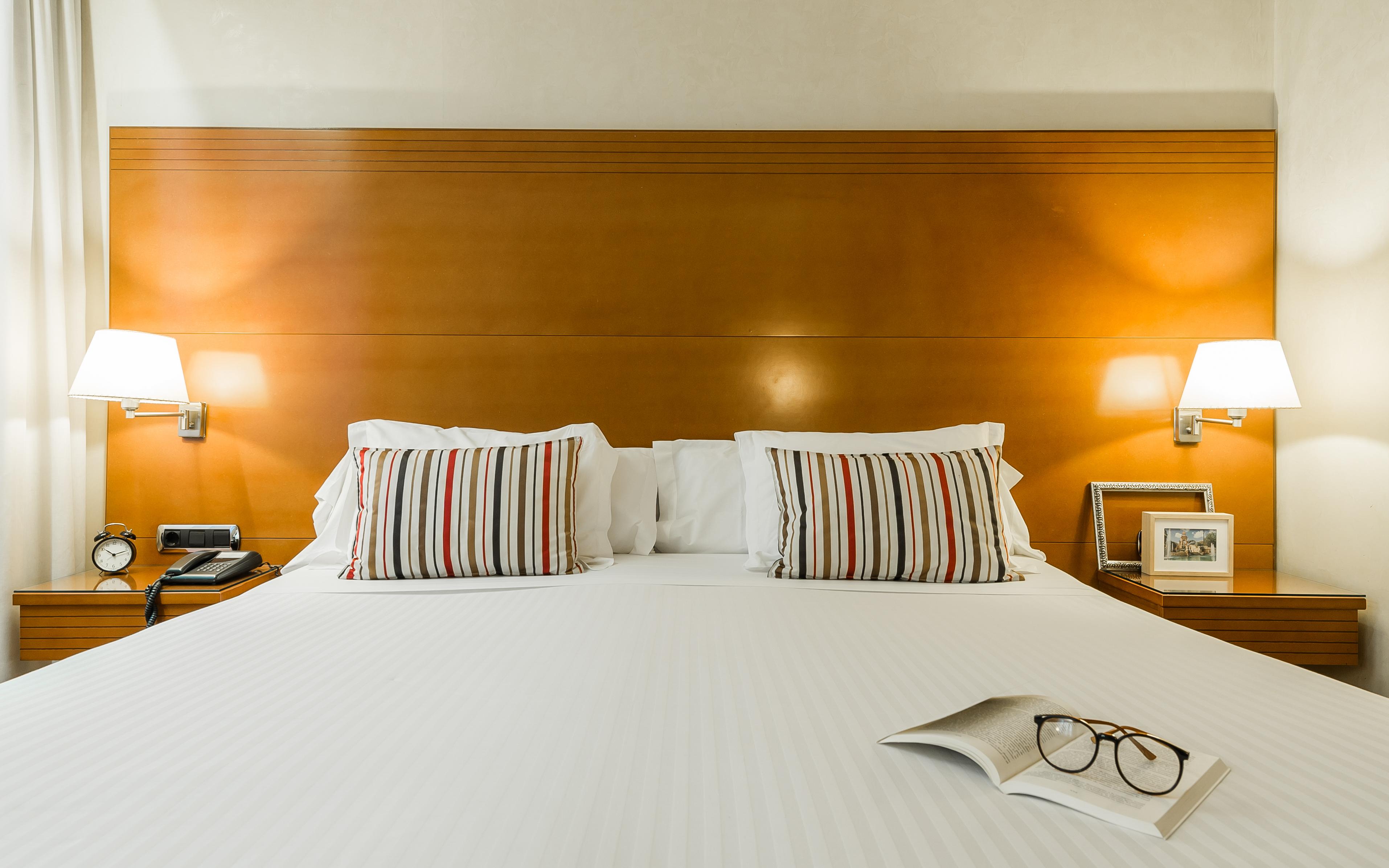 Aparthotel Mariano Cubi Barcelona Ngoại thất bức ảnh