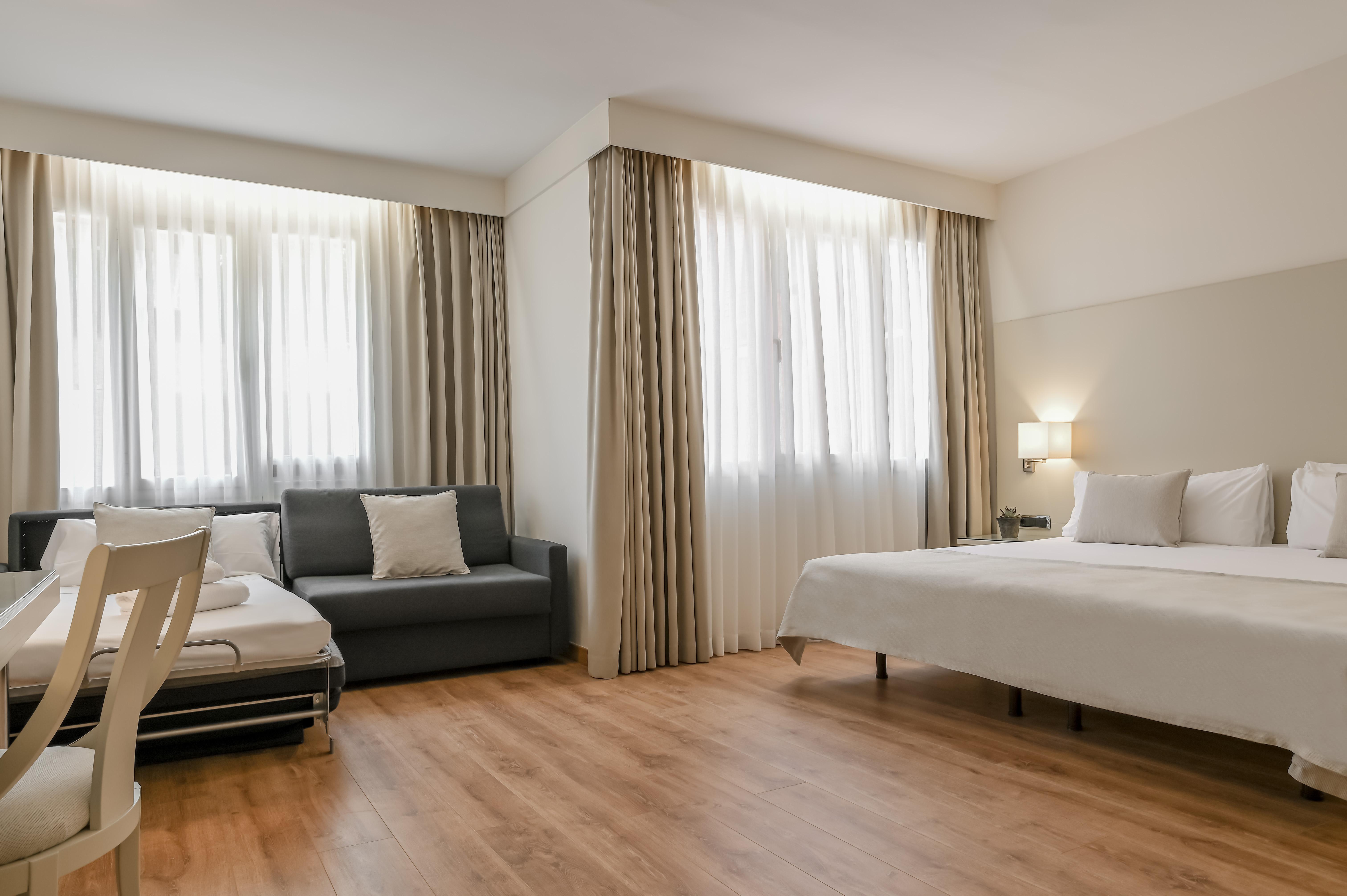 Aparthotel Mariano Cubi Barcelona Ngoại thất bức ảnh